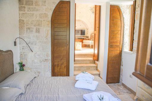 Bed and Breakfast Trullo Grace -Trulli Anti' Charme & Relax Альберобелло Экстерьер фото